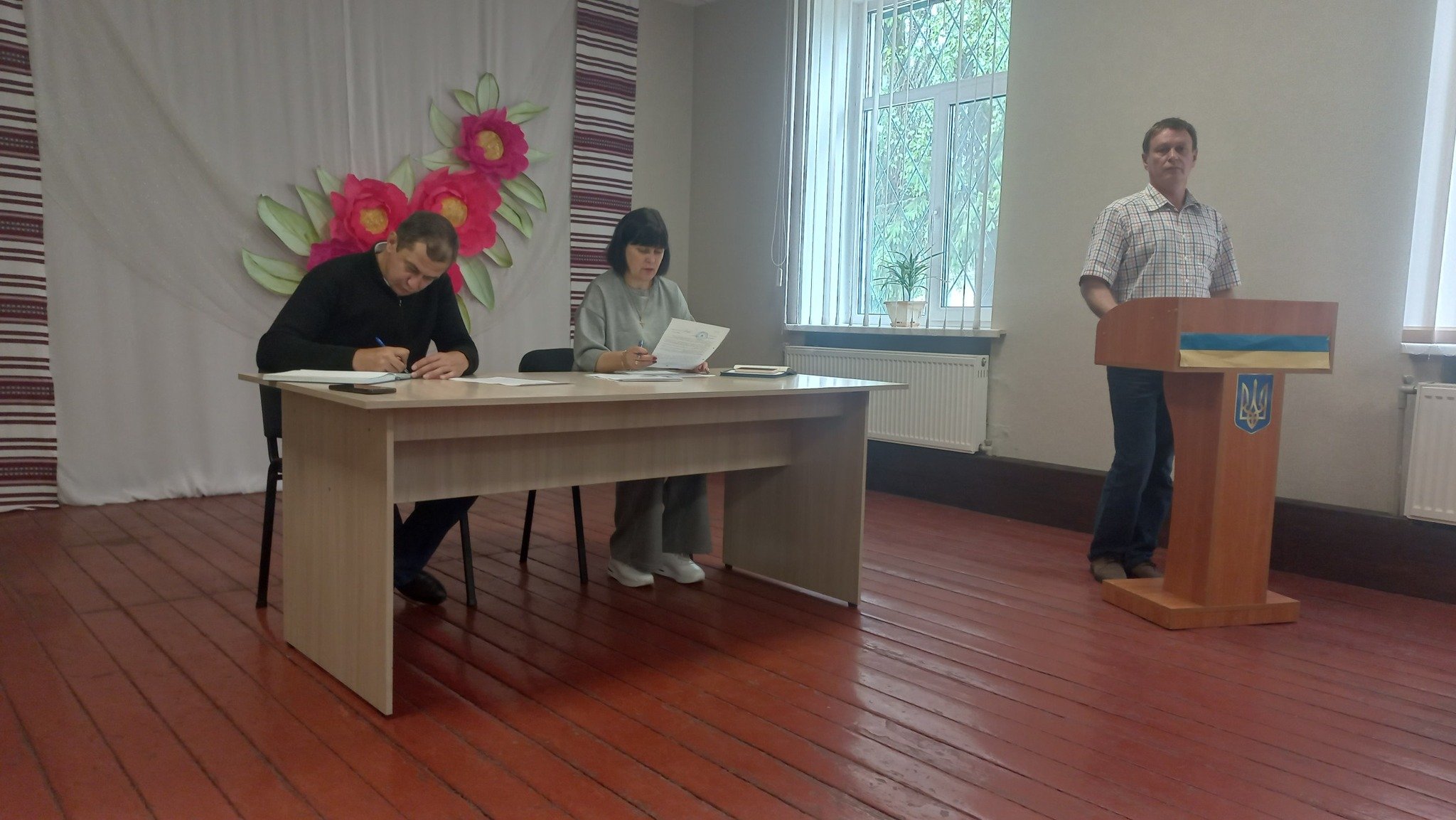 Як саме Кодь та Назаренко керують Новодмитрівською ОТГ