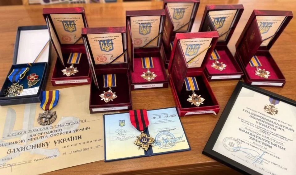 Військових Золотоніщини нагородили орденами "За мужність" та відзнаками Головнокомандувача ЗСУ